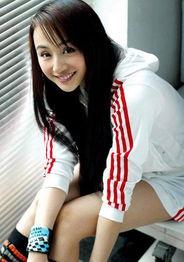 曹颖个人资料年龄,岁月如歌，美丽依旧的影视女神