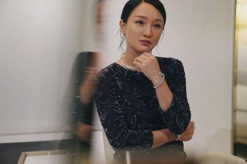 周迅近日照片,优雅魅力依旧不减当年