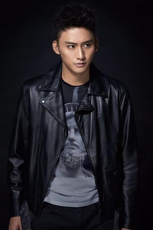 演员罗彬,光影交织，演绎人生百态